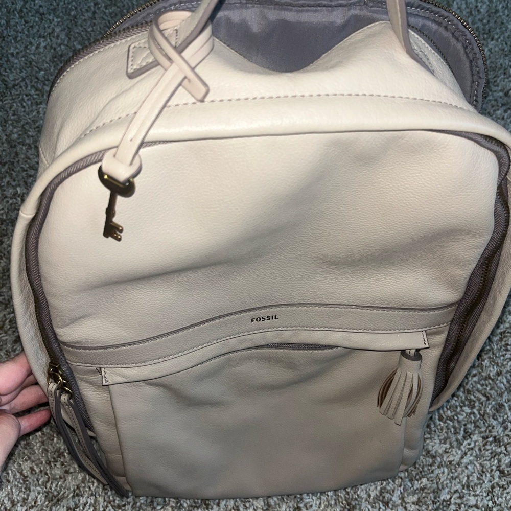 Fossil Leather Backpack - Picture 4 of 9